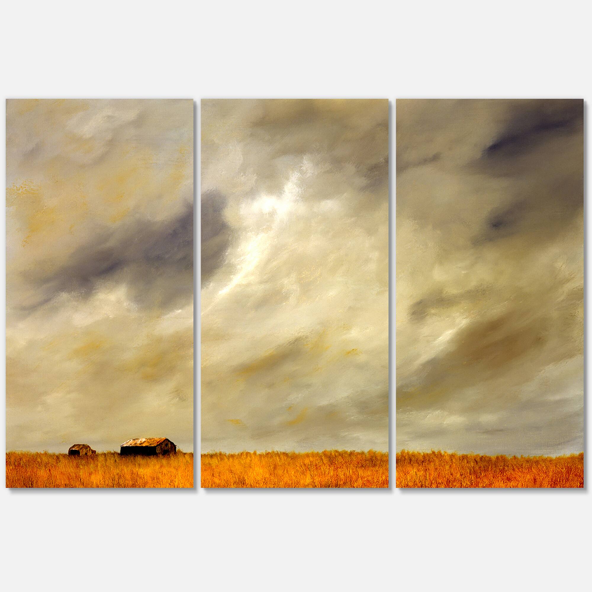 Designart - Desert Farmhouse Under Cloudy Sky in Washington I